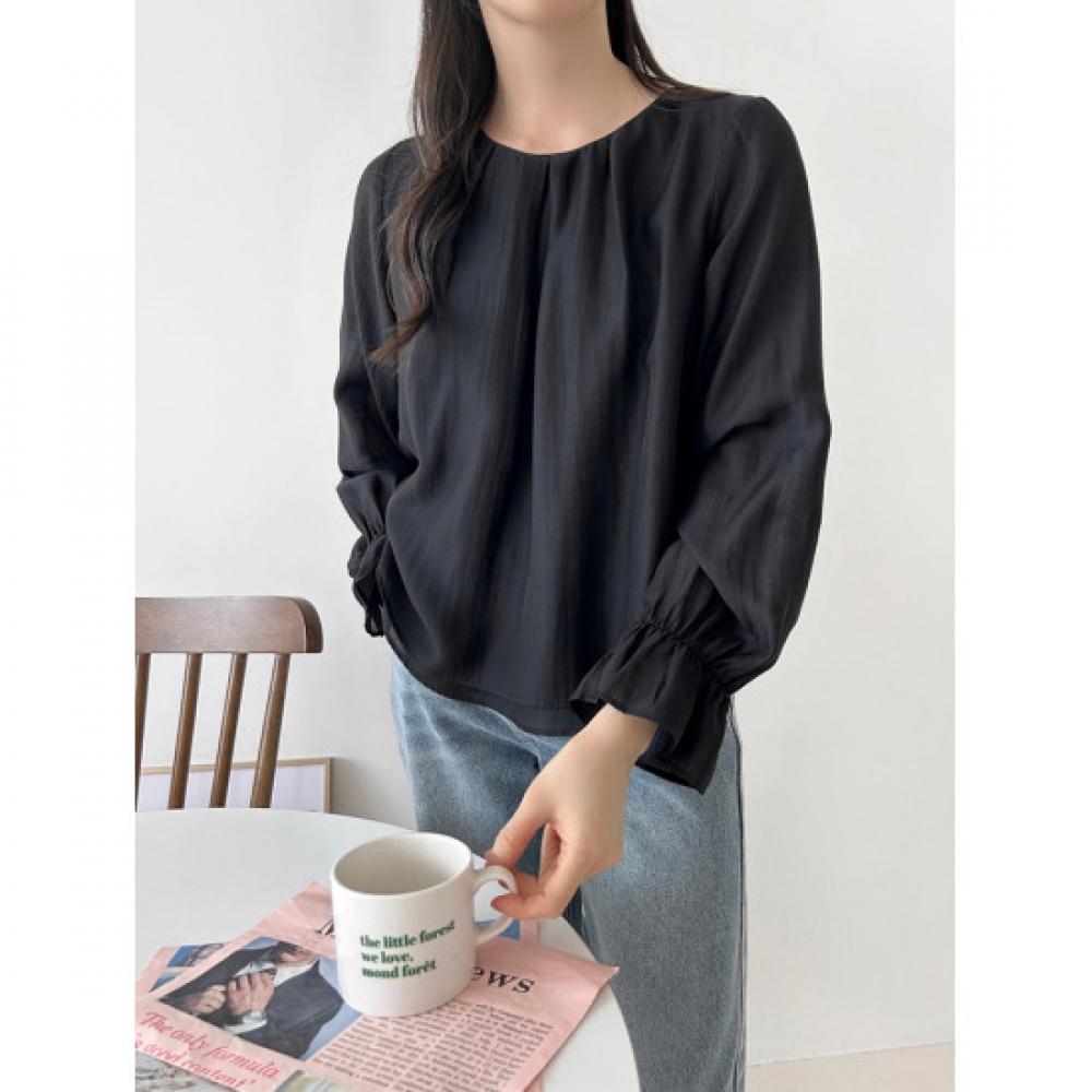 Shop   Women S Silky Shirred Ruffle Hem Long Sleeve blouSe Black nyS Wbl 4954