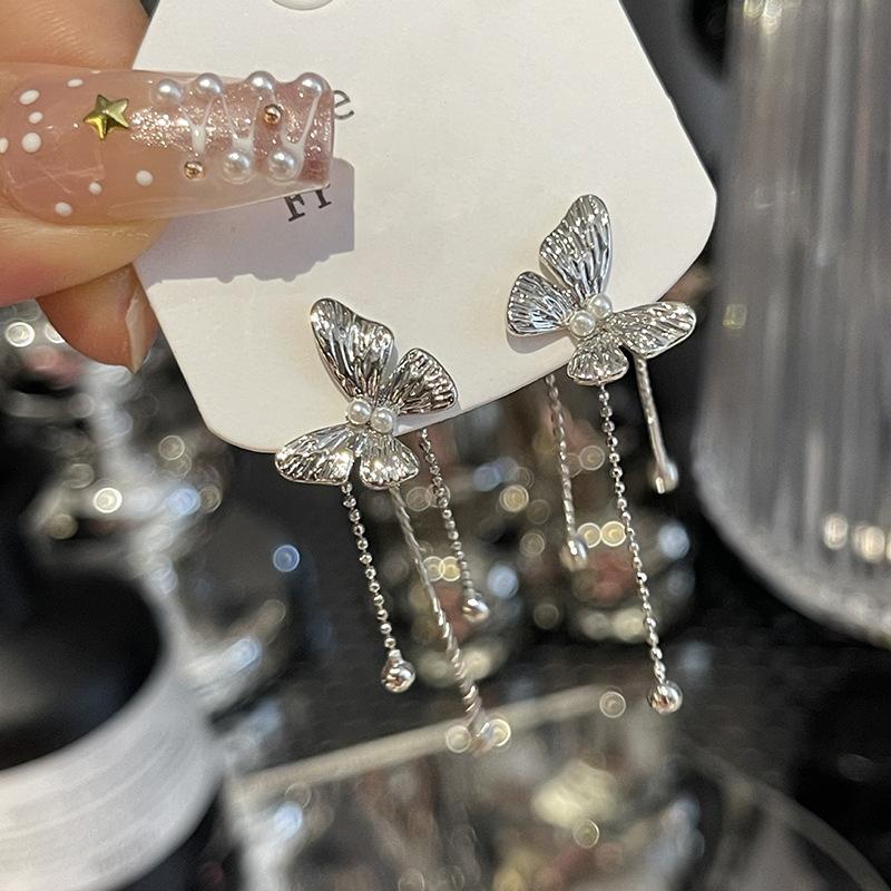Pearl Butterfly Tassel Earrings Sweet Cold Wind Spice Girl Personality Earrings Fashion Light Luxury Premium Earrings