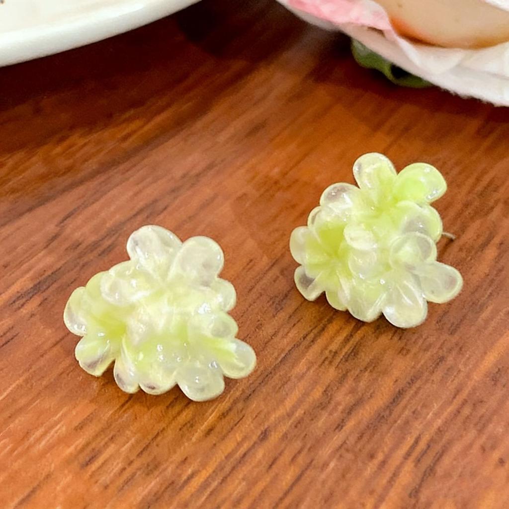 New Korean Romantic Resin Flower Stud Earrings for Women Girl Cute Aesthetic Charm Vintage Fashion Jewelry Accessories Wholesale