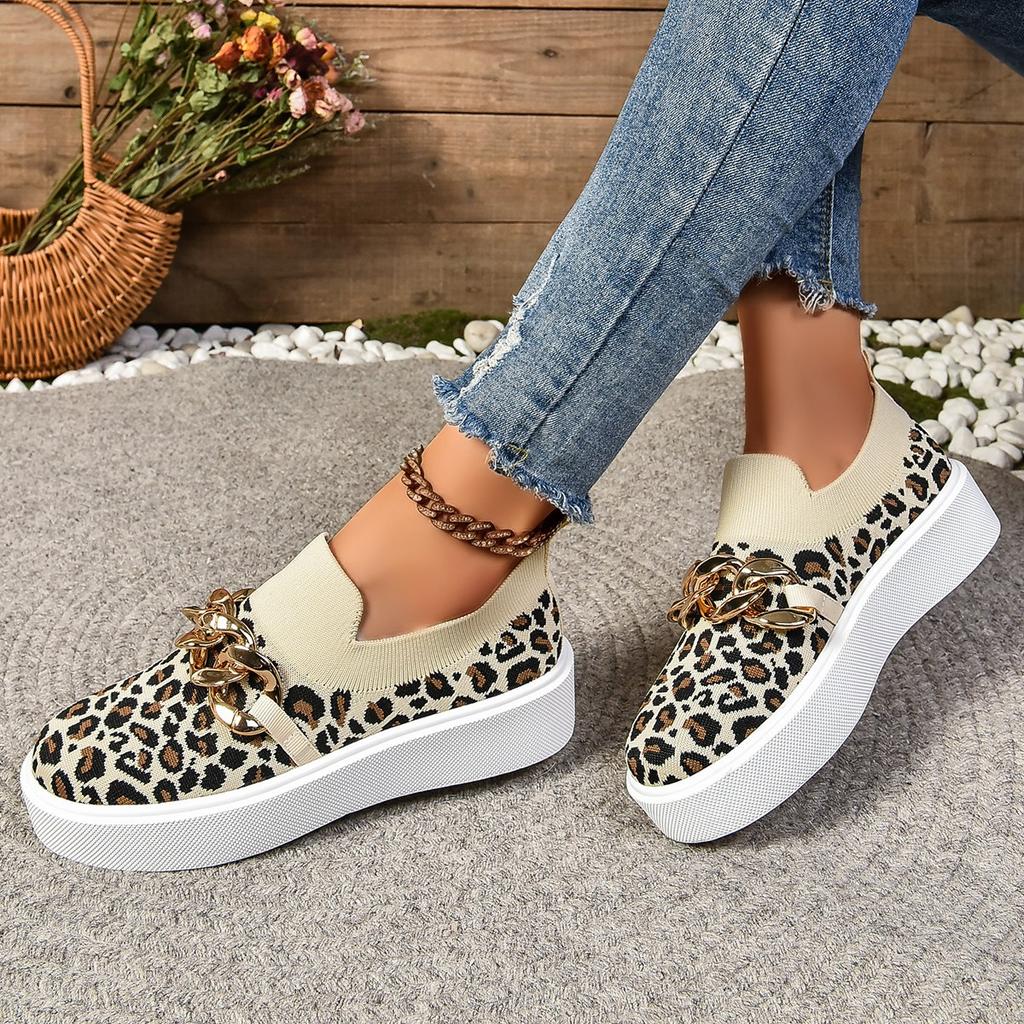 Spring and Autumn European and American large-size color matching lazy round head metal button thick-soled flying-woven women's casual single shoes