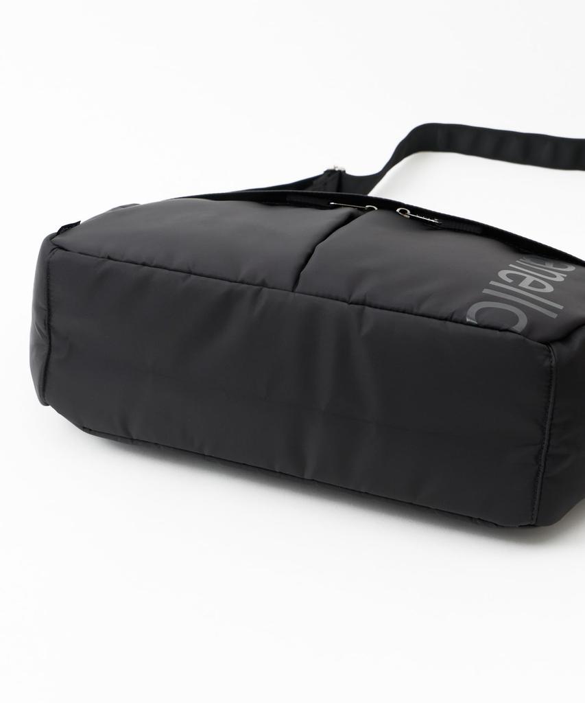 ALF Shoulder Bag A4, Double-Sided Water-Repellent, Padding, D-Ring