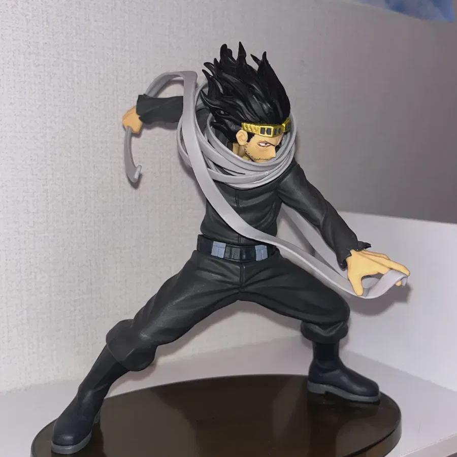 

Aizawa Figure