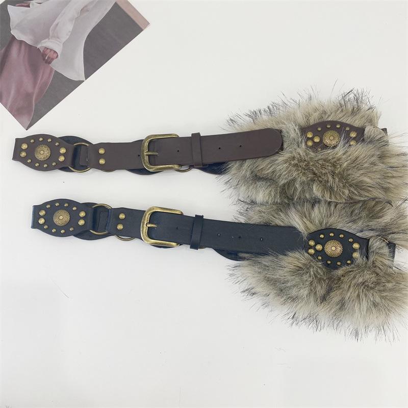 Punk Pu Studded Fur Belt Y2K Vintage Faux Fur Waistband Metal Plush Furry Waistband Jeans Waist Belts Accessories