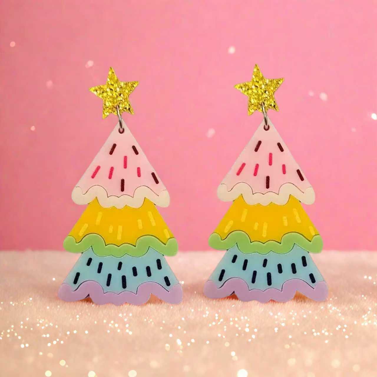 Cross-border new colorful Christmas tree earrings flat acrylic sweet and cute creative design Christmas earrings розовый