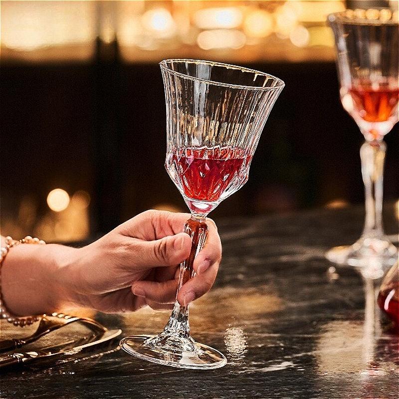 Exquisite Glass Cup High-end Cocktail Glass Sweet Wine Glass Bar Wine Glass Beer Glass Party Retro Embossed Pattern Wine Glass