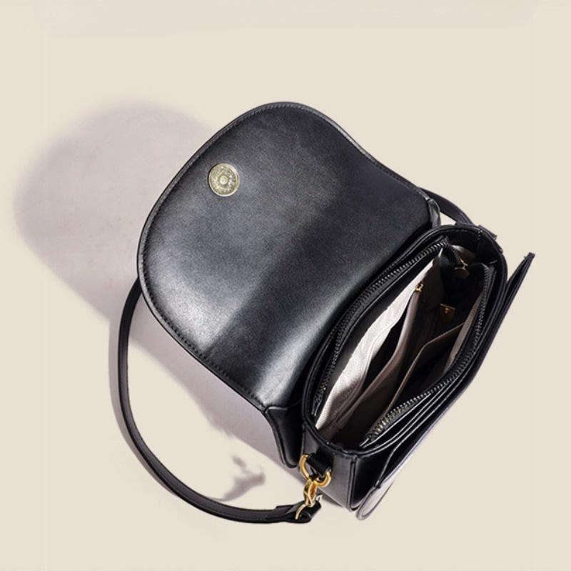 IELGY casual versatile small square bag, simple Korean shoulder bag