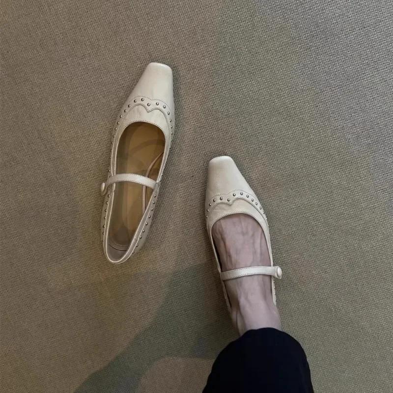 Low Heels Shoes Woman Flats Shallow Mouth Rivets Studs Female Moccasin Dress Retro Genuine Leather Rubber  Mary Janes PU