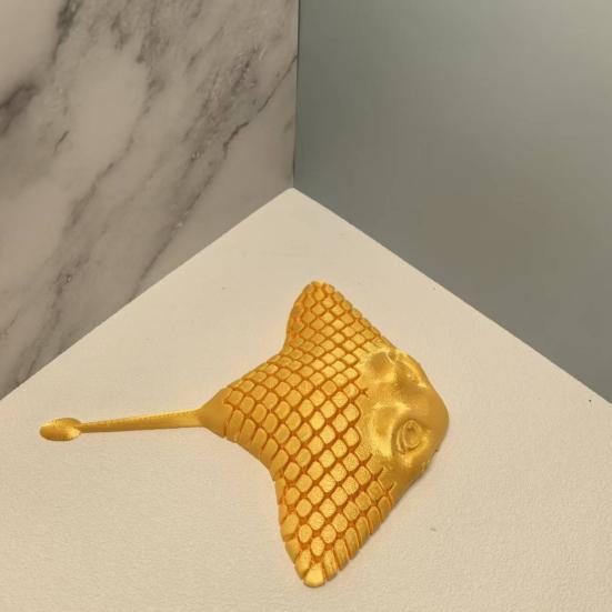 Moving Fidget Objects 3D Printed Manta Ray Toy, Flexible Articulated Sea Animal Figurine Creative Desktop Gadgets for Decoration, Stress Relief
