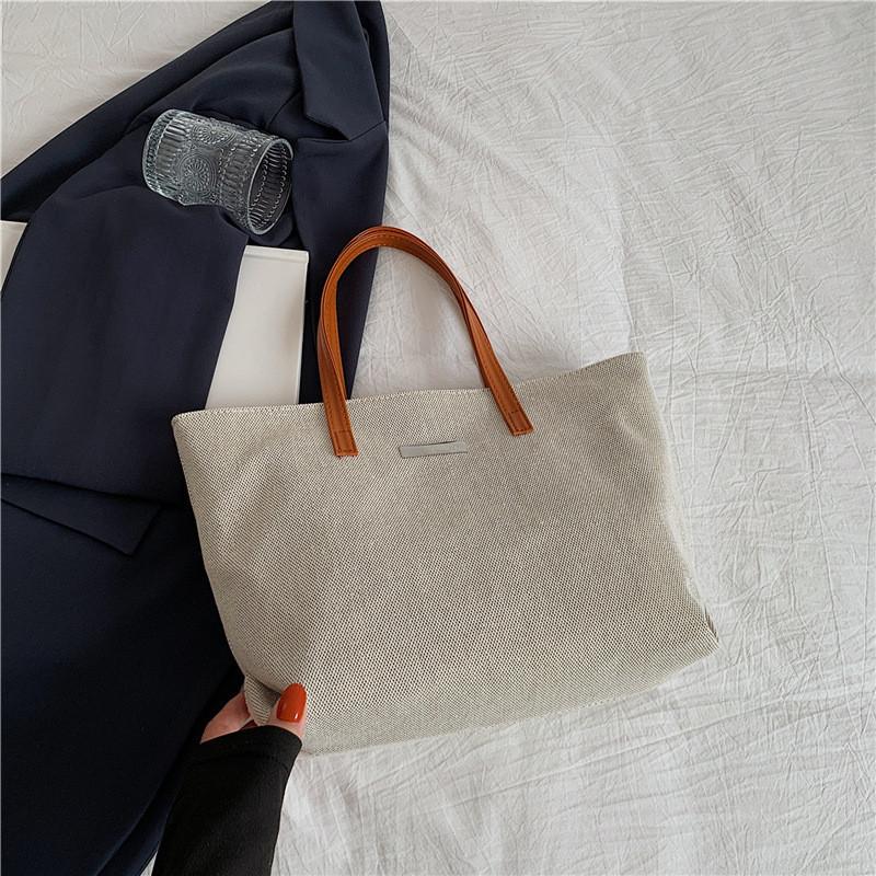 Stylish Canvas Tote Bag For Women Trendy And Casual Large Capacity Handbag