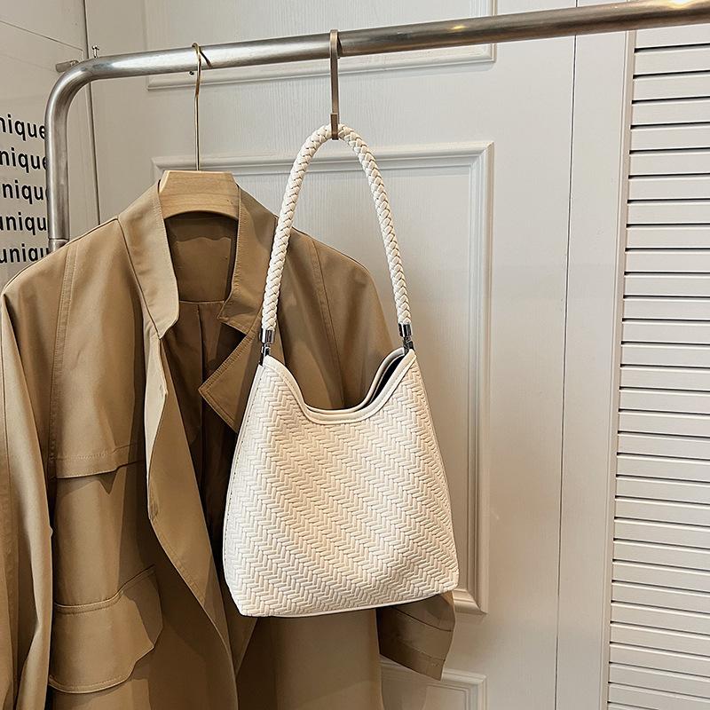 Premium texture woven pattern large capacity armpit bag women's new fashion versatile tote bag shoulder handbag