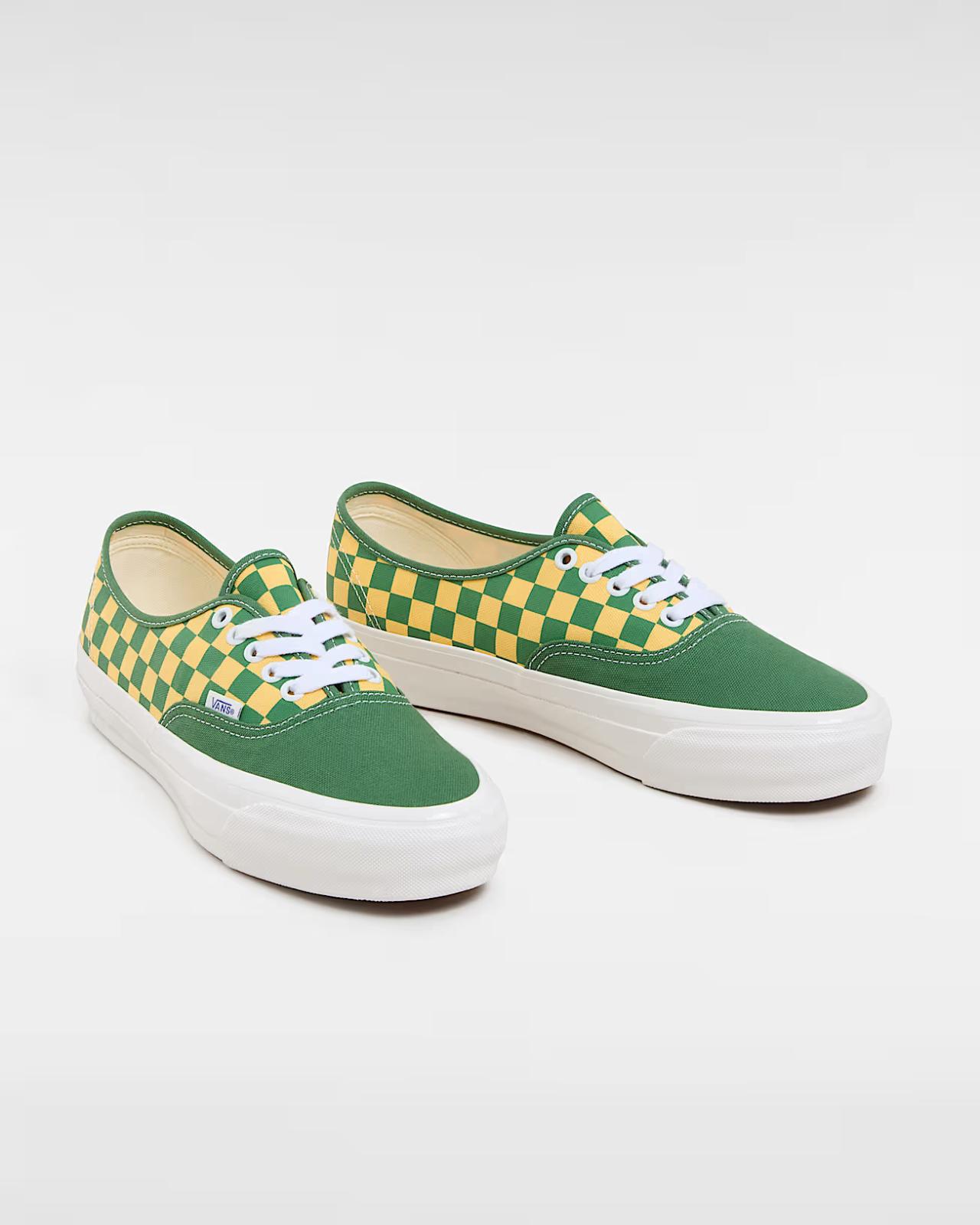 VN000EBNBR1 Vans Premium Authentic Fairway (Men s) 8