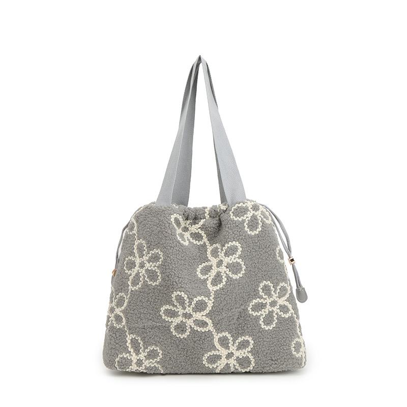 

2025 autumn new underarm bag women s fashionable foreign plush bag Korean version of large-capacity textured tote bag серый