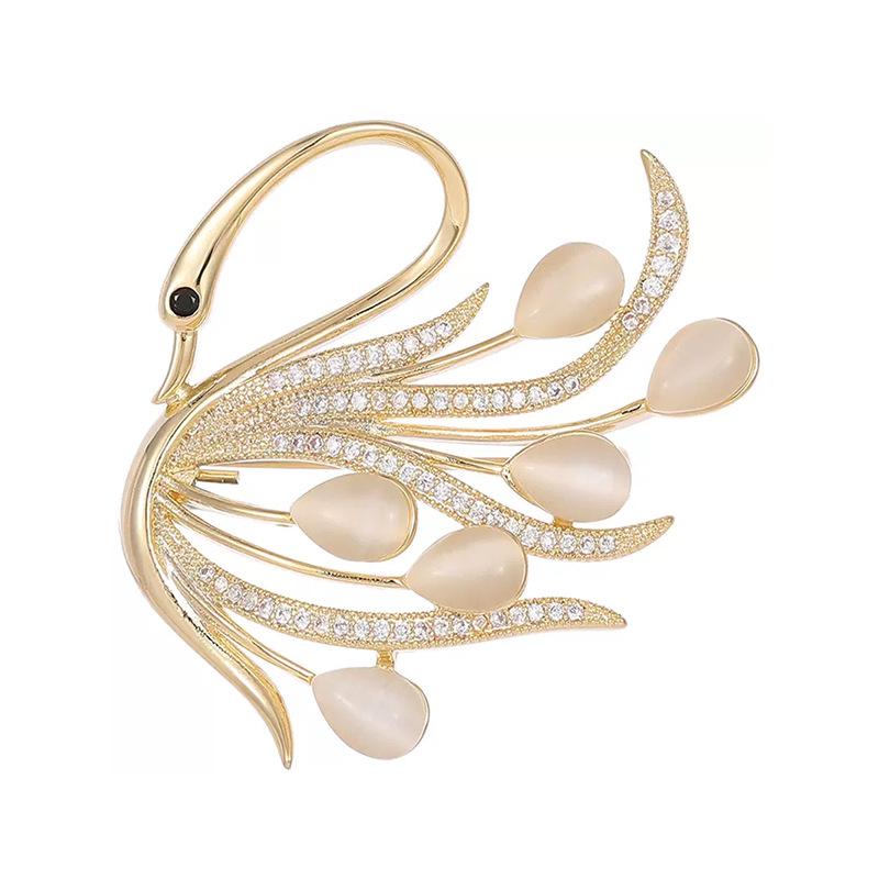 Exquisite Cat's Eye Swan Brooch: Elegant Women's Pin for Suits and Lapels, Enhancing Fashion with Personality.
