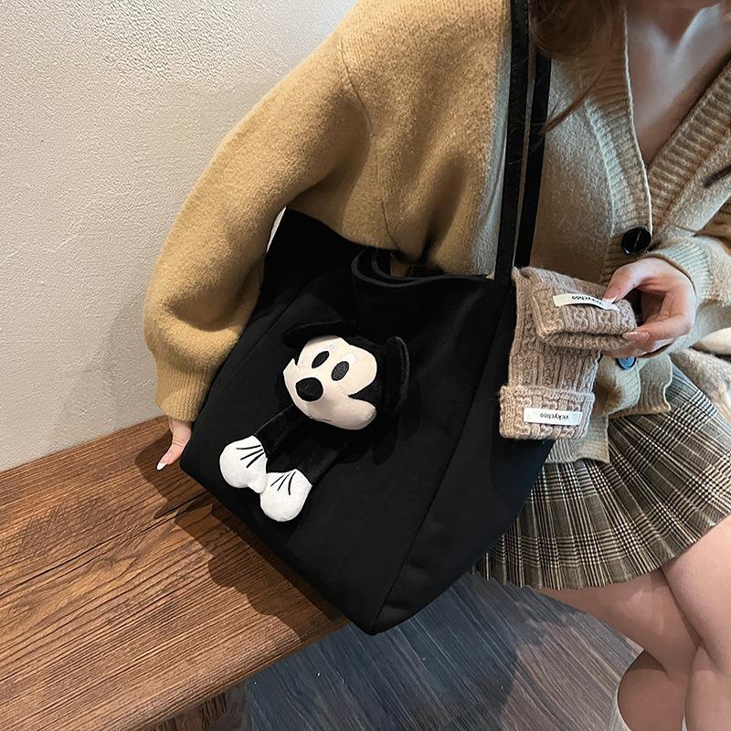 Suede Doll Tote Bag Large Capacity Shoulder Bag Female Doll Commuter Fashion Casual Underarm Bag