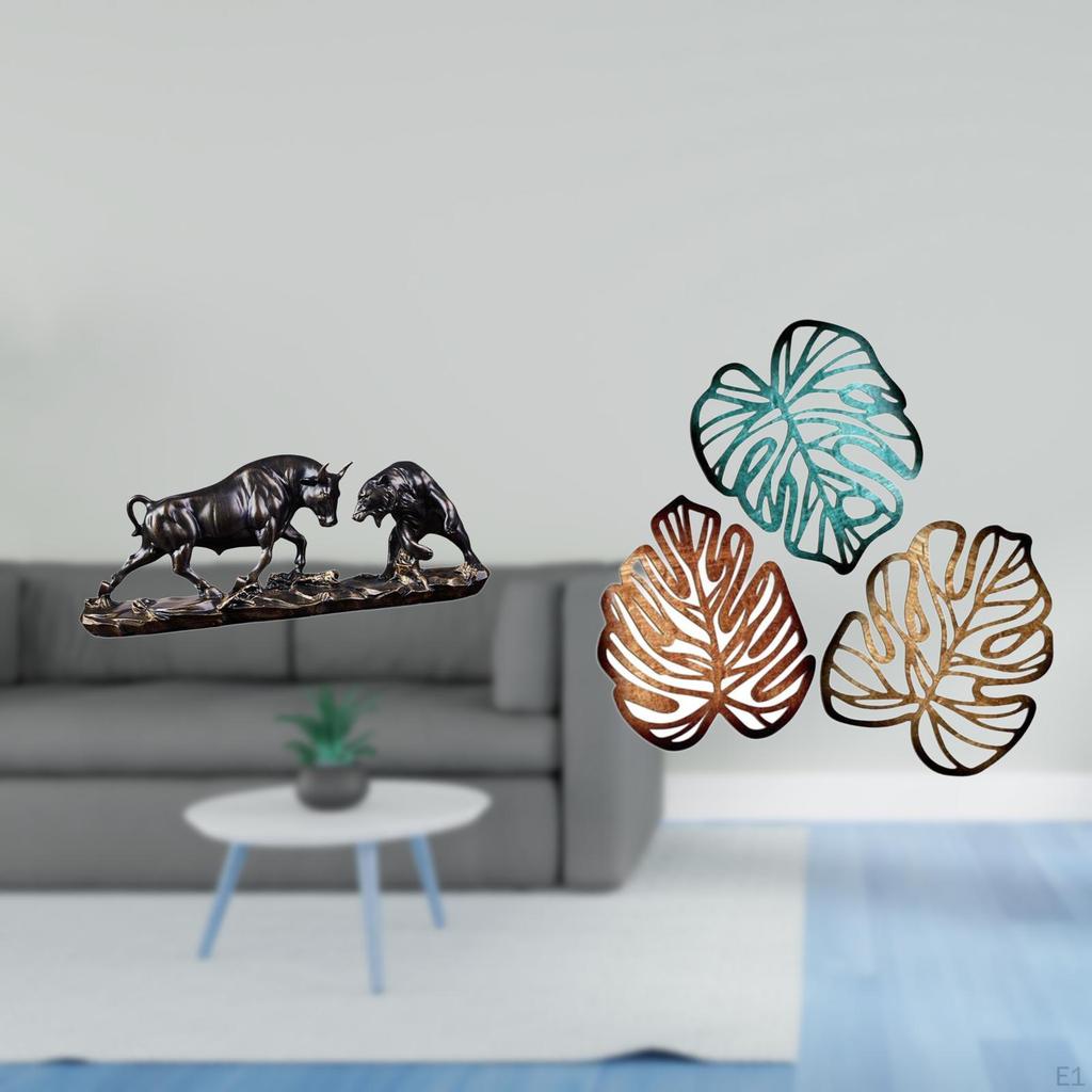 Modern Feng Shui Sculpture with Palm Leaves Wooden Wall Art Creative Animal Decor for Desk Bedroom