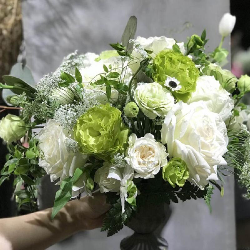 62KD Vintage Metal Flower Vase Farmhouse Pot for Fresh Dried Floral Arrangements Table Centerpiece Rustic Home Decor