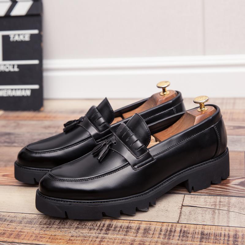 New Business Men Fringed Leather Shoes European American Casual Thick-soled Durable Comfortable Brand Loafers Sizes 38-44
