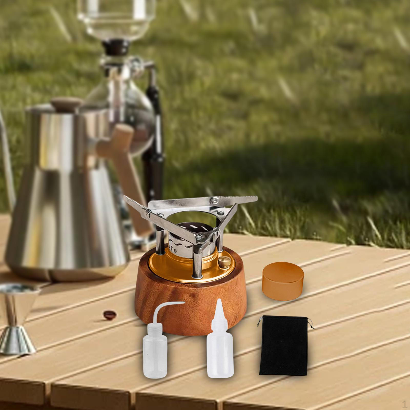 

Furnace with Alcohol Burner Designed for Backpackers and Tourists золотий