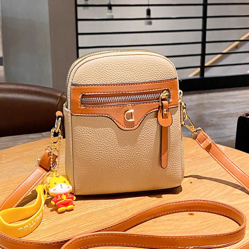 Summer mobile phone bag women's oblique span bag 2025 fashion small satchel women's lightweight mini small bag women