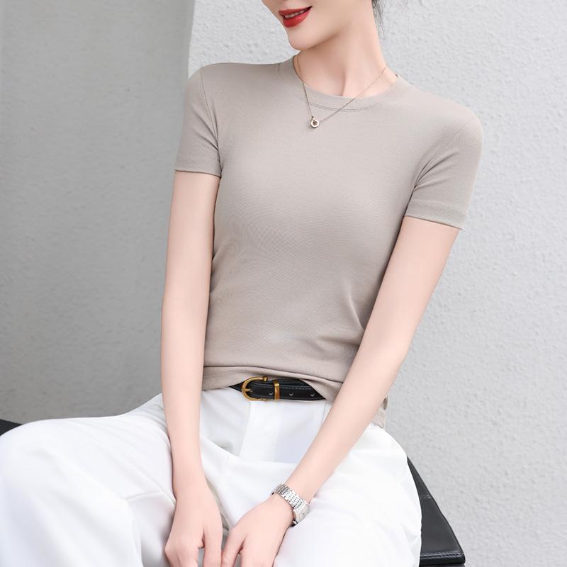 

Women s Spring/Summer 2026 Breathable Round Neck Short Sleeve Base Layer Tee M [85-100 lbs]