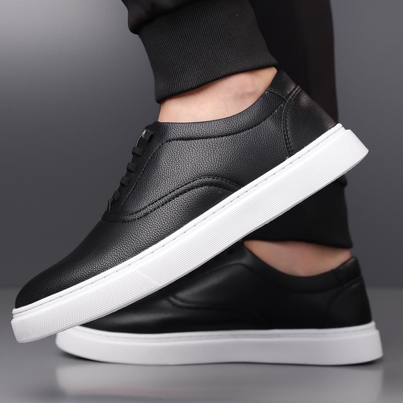 Fashion Men's Leather Casual Sneakers Breathable Walking Shoes Fashion Male Flats Lace-Up Skate Shoes Men 2025 New Men's Vulcanize Shoes