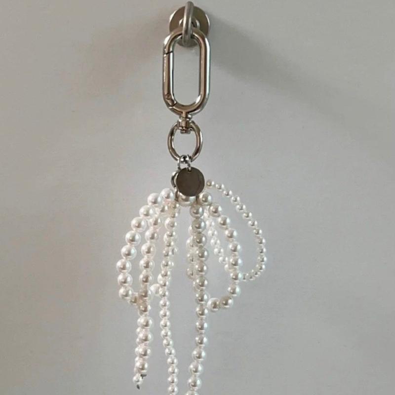 Elegant Beaded Pearls Bowknot Charm Pendant Fashion Key Holder Accessory for Trendy Women Ladies Stylish Outfits