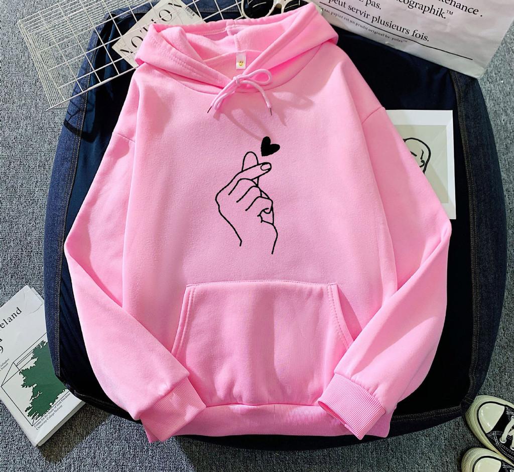 Heart Printed Hoodie For Women With Polyester Fabric And Loose Fit For Casual Wear