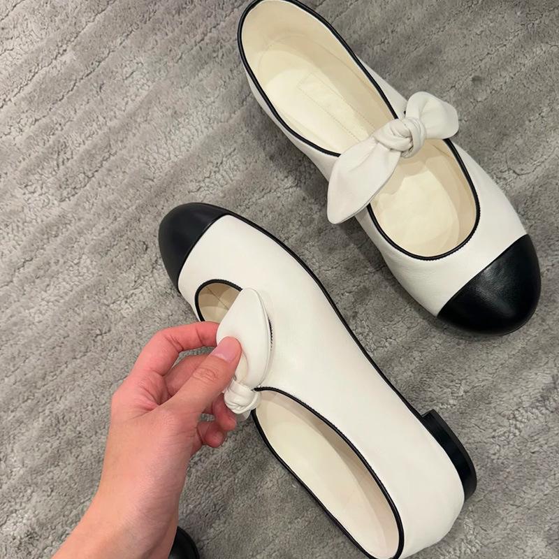 Xiaoxiangfeng shallow mouth Mary Jane shoes female cute bow flat sole shoes French retro small leather shoes