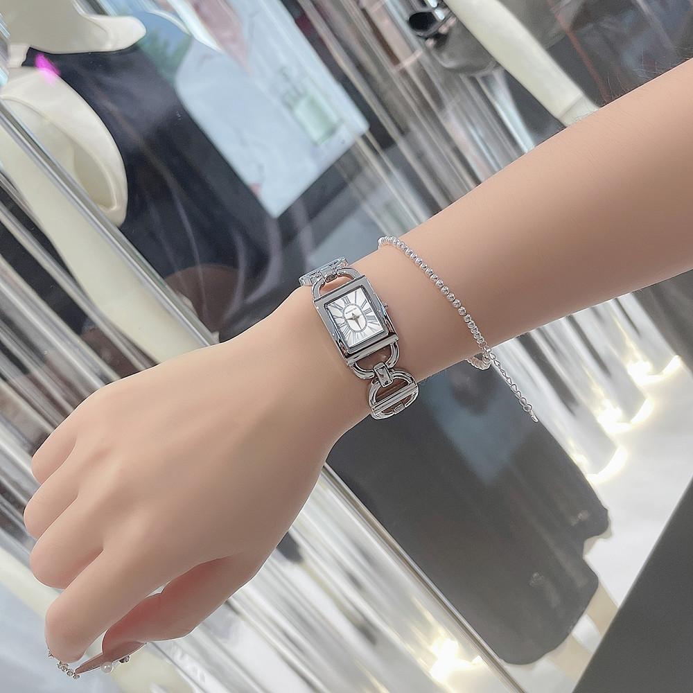 Fashion Watch Rectangle Ladies Watch Roman Face Bracelet Quartz Waterproof Watch Fashion