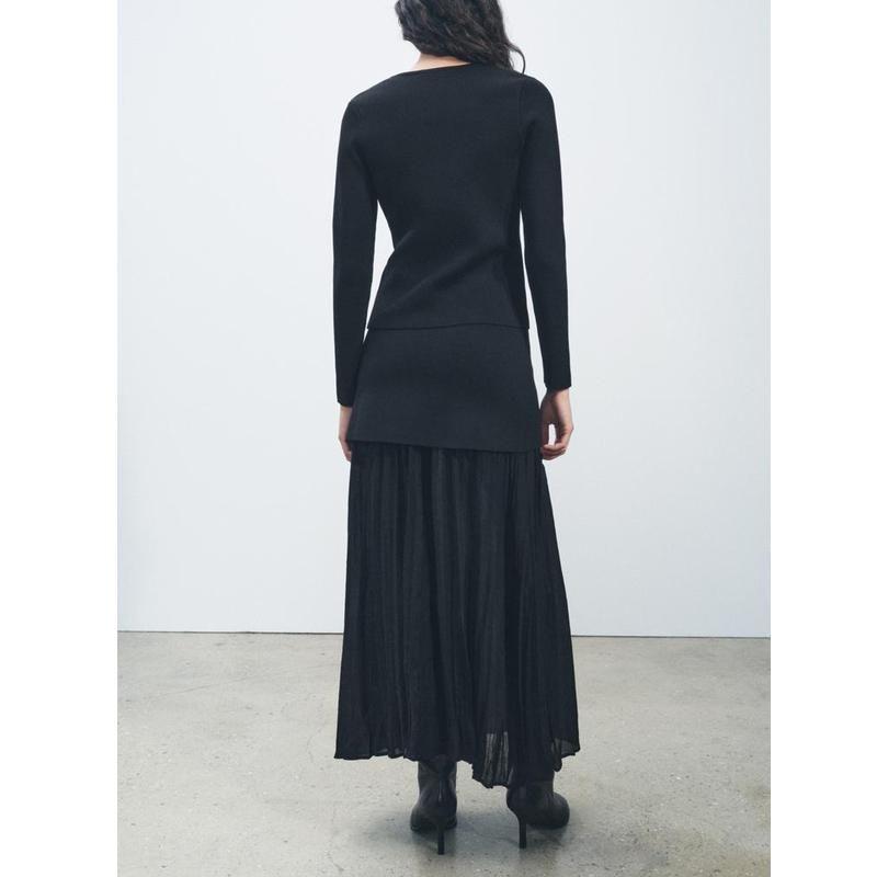 Fall and Winter New Women's Clothing Fashion Wind Asymmetry V Neck Long-Sleeved, Slim-Fit, Short Knitting Outwear 4192124