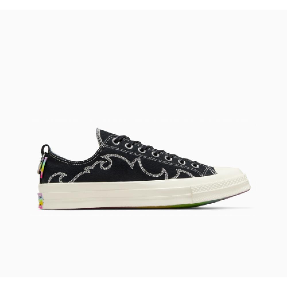 

Патрон CONVERSE 70 Pride черный A10215C