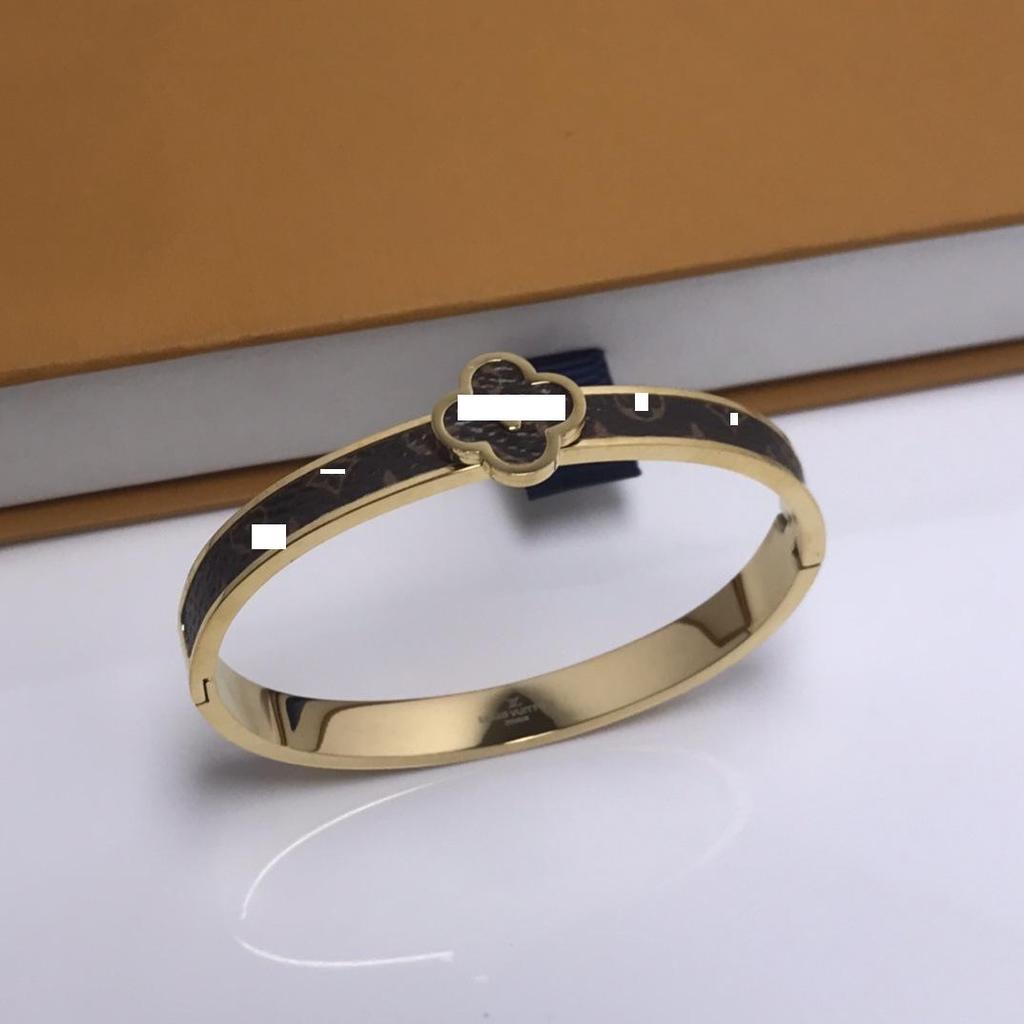 Europäisches & Amerikanisches Vintage Lederarmband mit Farbverlauf und Schloss-Design