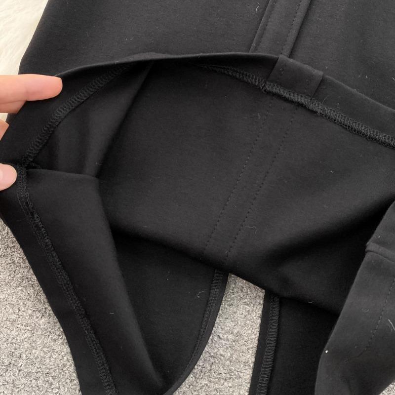 Платье-стойка с лоскутным принтом — фото 8