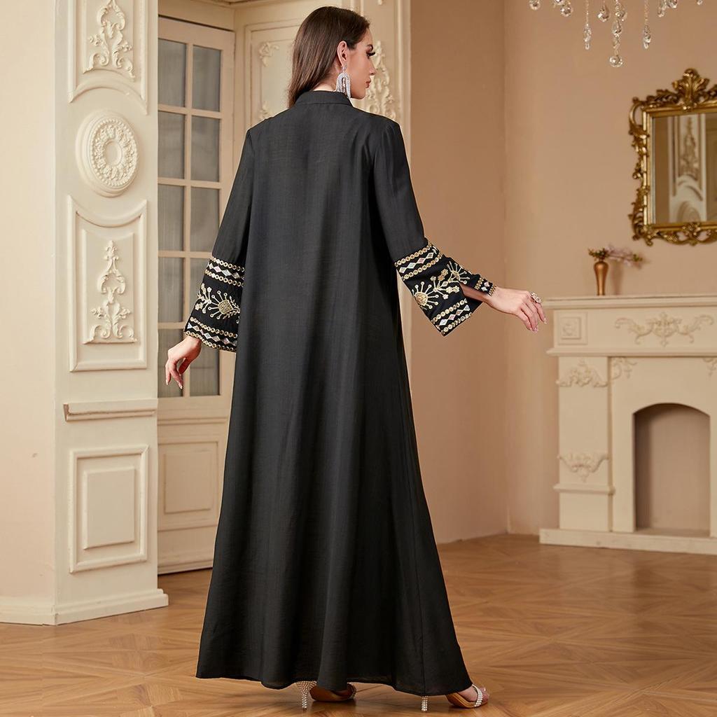 Women's Embroidered Long Sleeve Patchwork Robe - Middle Eastern and Western Style