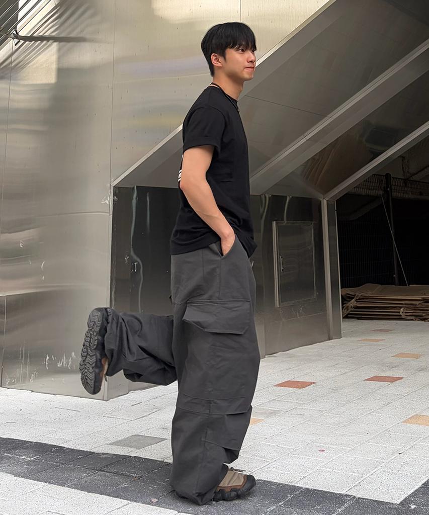 SOMEPLACE MAN Basic Oversized Wide Big Pocket String Parachute Cargo Pants_3 Colors