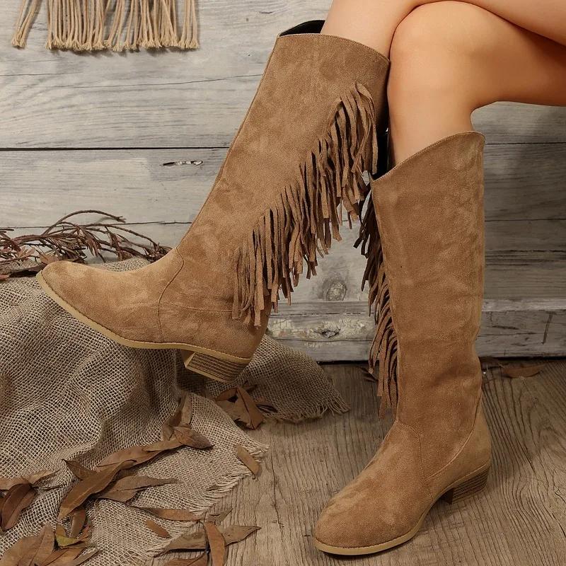 

Модная женская обувь 2024 года, горячая распродажа, женские сапоги без застежек, осенние римские замшевые однотонные высокие повседневные модные сапоги на низком каблуке с острым носком 43