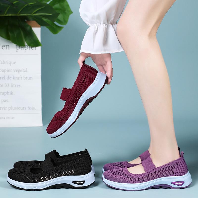 Shoes women's shoes versatile new breathable casual shoes hollow soft sole mother shoes one pedal old Beijing cloth shoes women