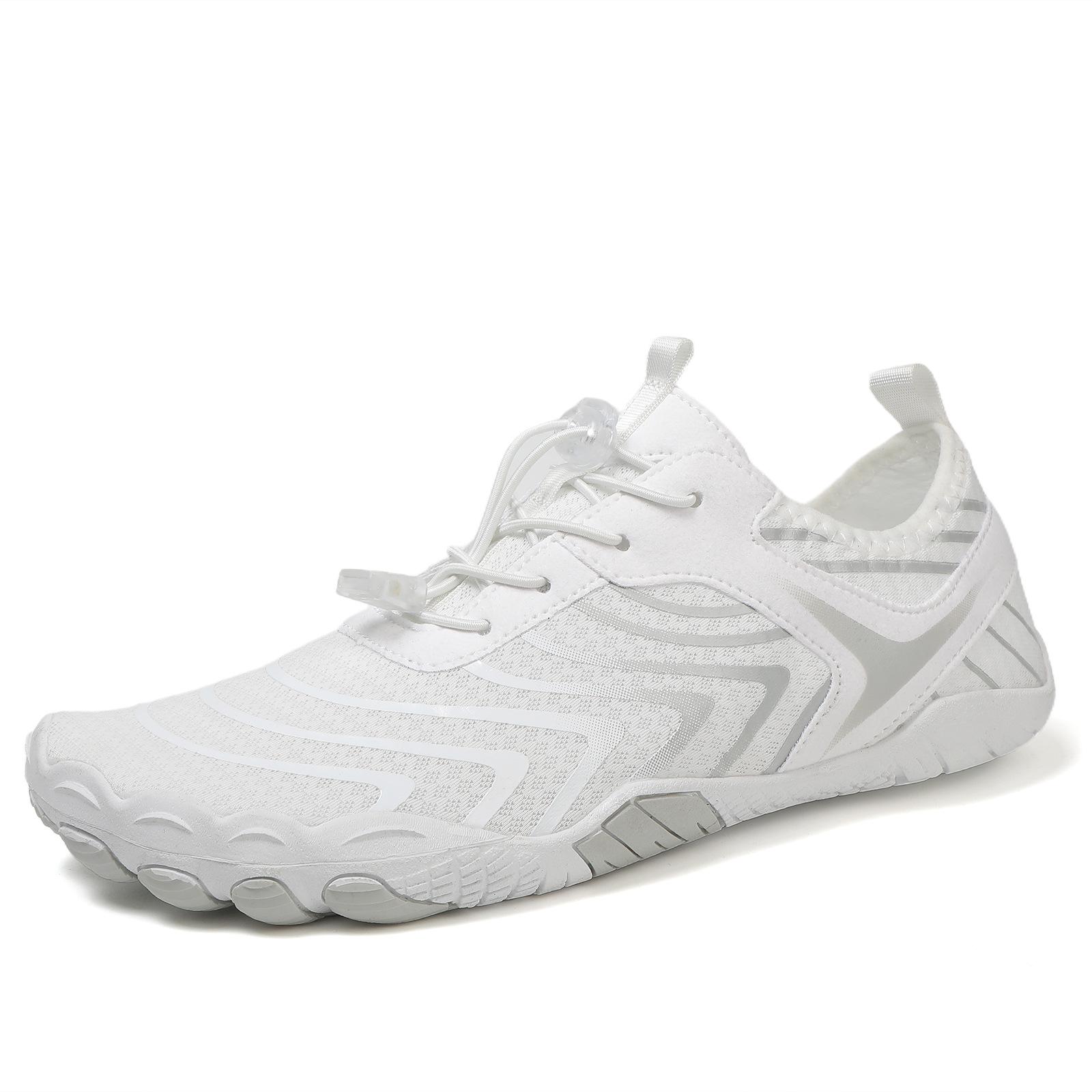 

Пара нескользящих акваобуви: Мягкая, Дышащая, Уличная Пляжная и Спортивная Обувь 45