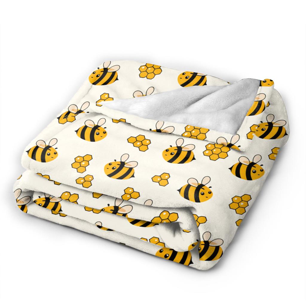 Bee in honeycomb and flowers Super Warm Blanket  Travel Plush Throw Blanket Pattern Outdoor Flannel Bedspread Sofa Bed Cover