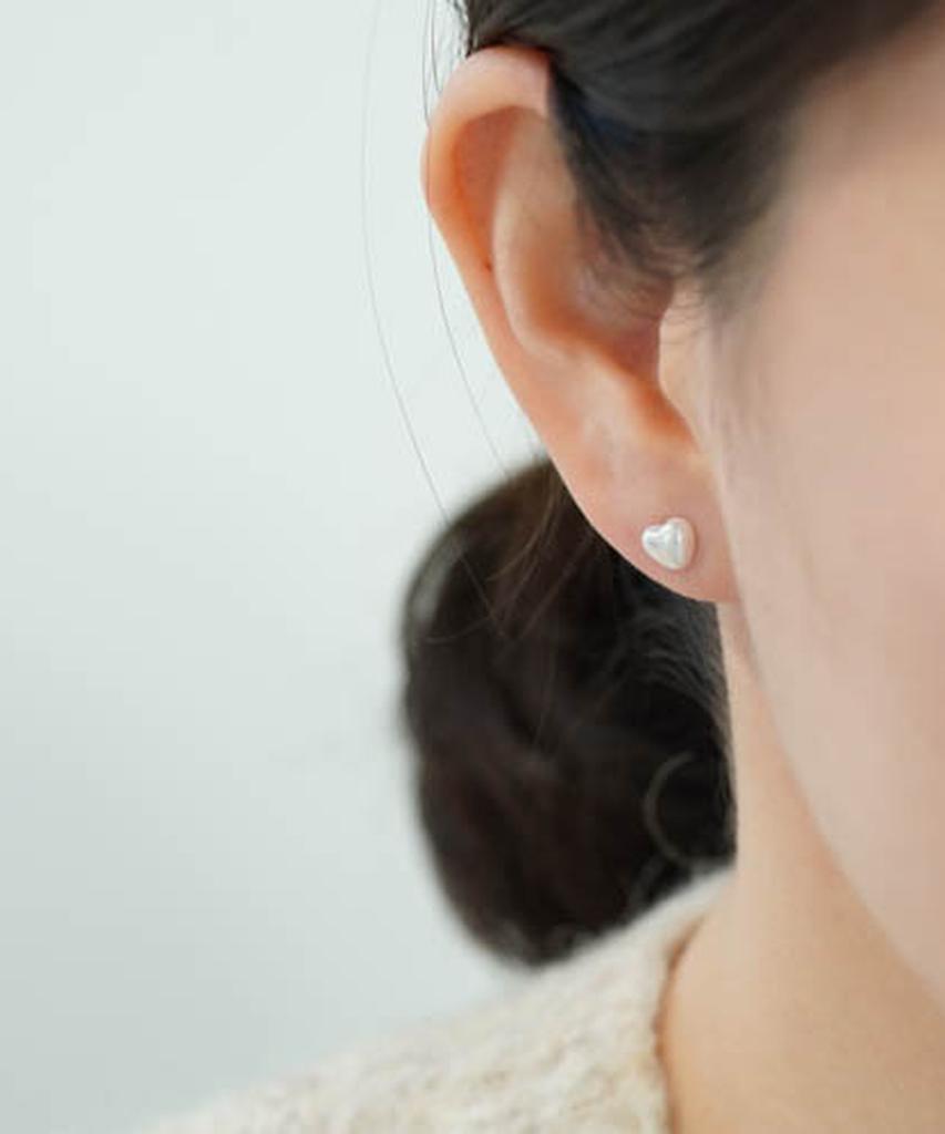 Alleun Silver 925 Glossy Heart Earrings Pearl Mini Bold