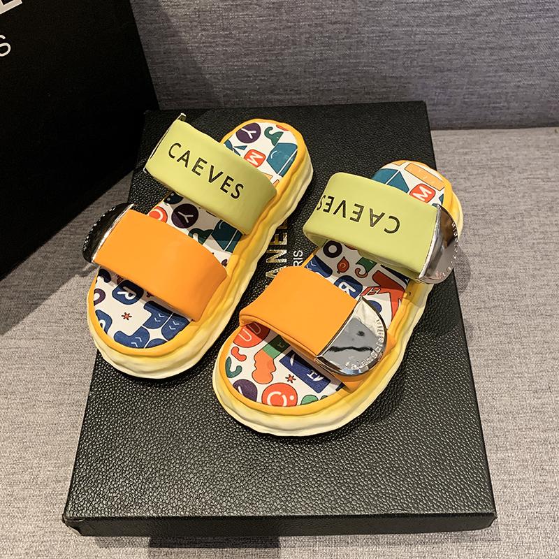 Fashion Platform sandals and slippers for women to wear in summer 2025 new Internet celebrity cute graffiti beach sandals flip-flops