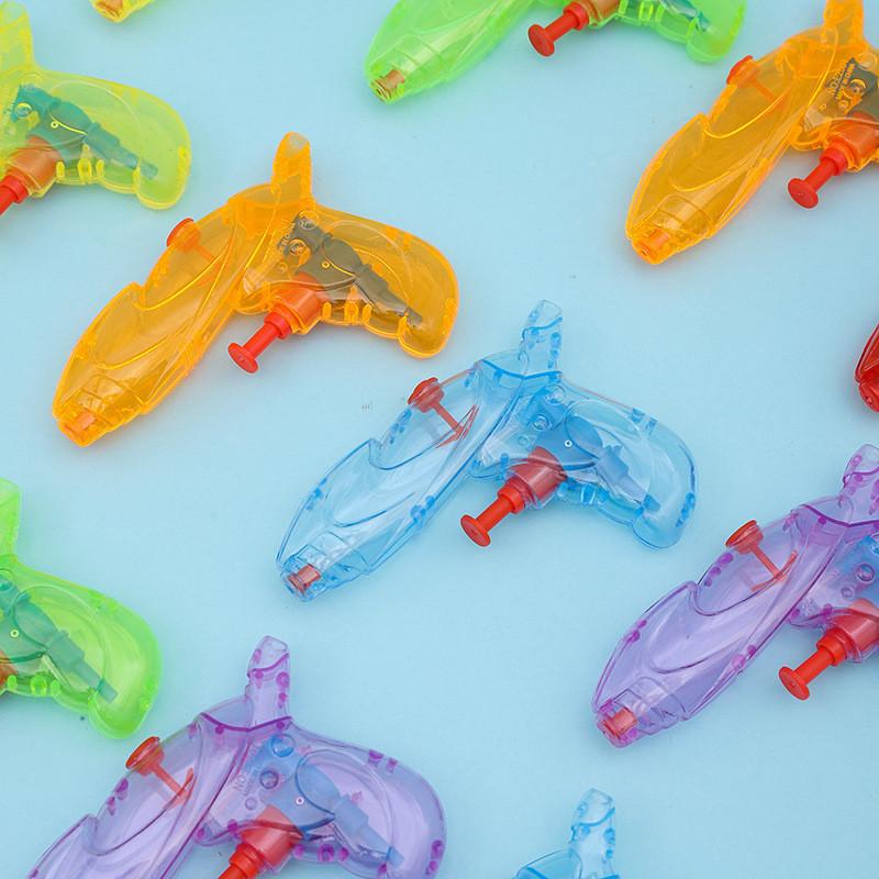 Water Gun Toy For Kids With Plastic Material And Splashing Function For Beach And Pool Play