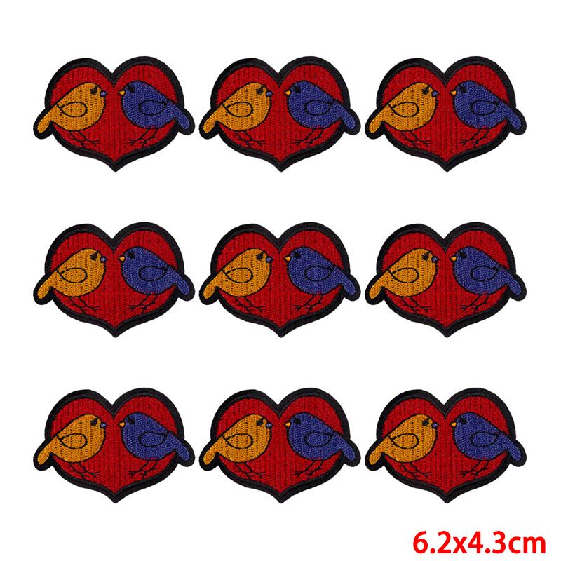 10 Pcs/lot Wholesale Embroidery Patch Iron On Patches For Clothing Patches On Clothes Jackets Decor Applique Sew Supplies