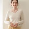 2025 Autumn/Winter Women's V-Neck Seamless Cashmere Sweater: Versatile Knitted One-Piece Pullover Base Layer