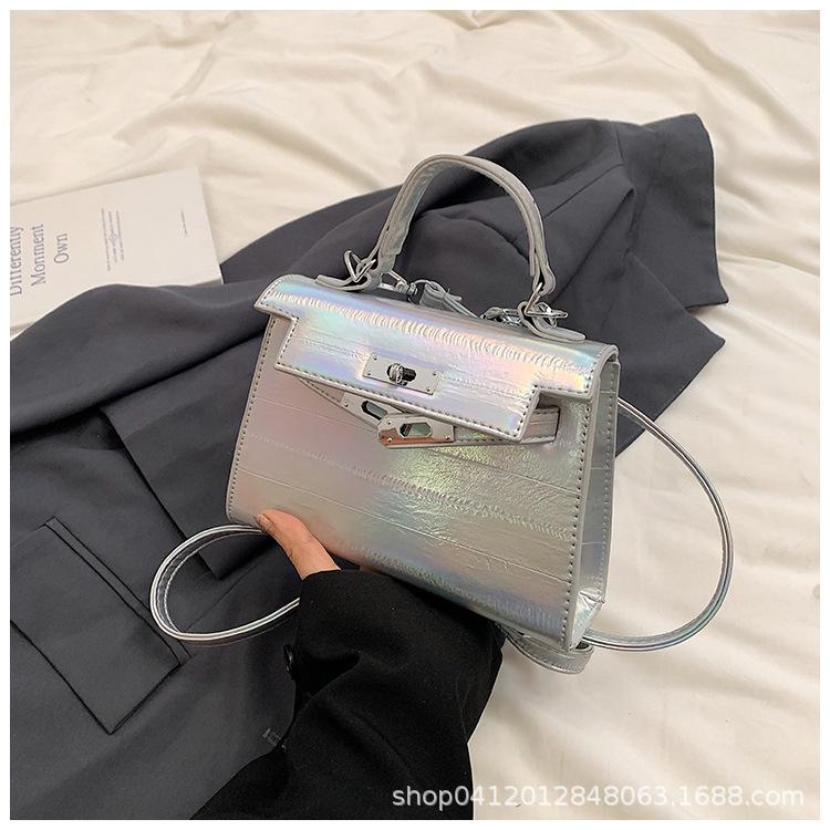 

Silver super fire portable Kelly bag fashion temperament messenger small bag women s 2025 new niche commuter shoulder bag