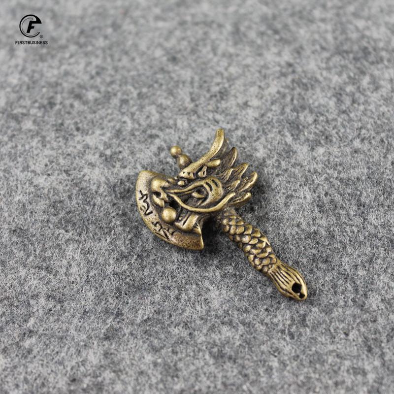 Antique Copper Chinese Ancient Dragon Head Axe Weapon Artifact Tea Pet Ornament Brass Figurines Desk Decoration Keychain Pendant