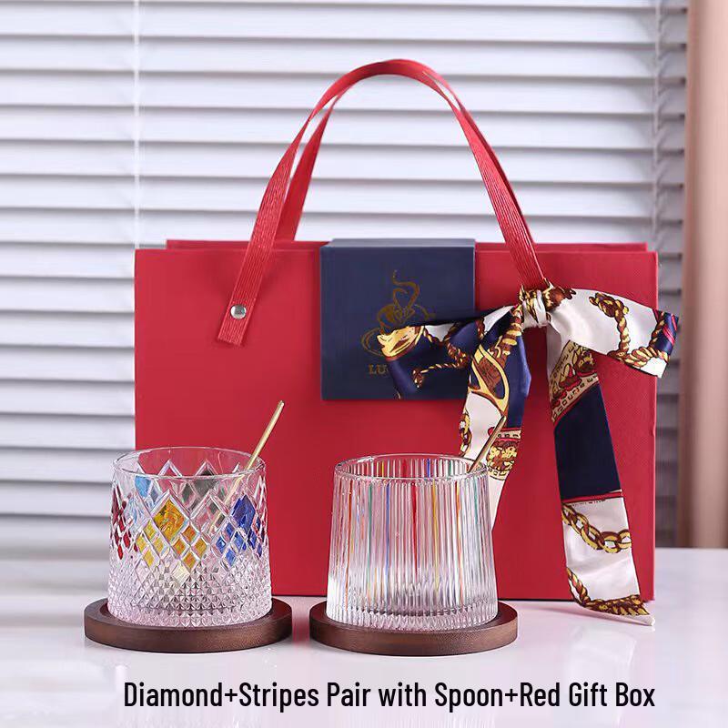 WA Painted Rotating Glass Cup Gift Set