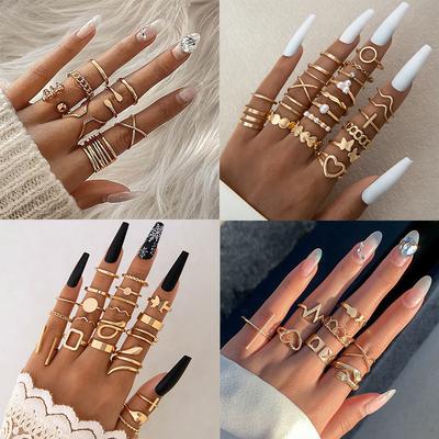 Accessoires, neues einfaches Liebes-Schmetterlingsring-Set, geometrischer hohler vielseitiger Mehrgelenkring