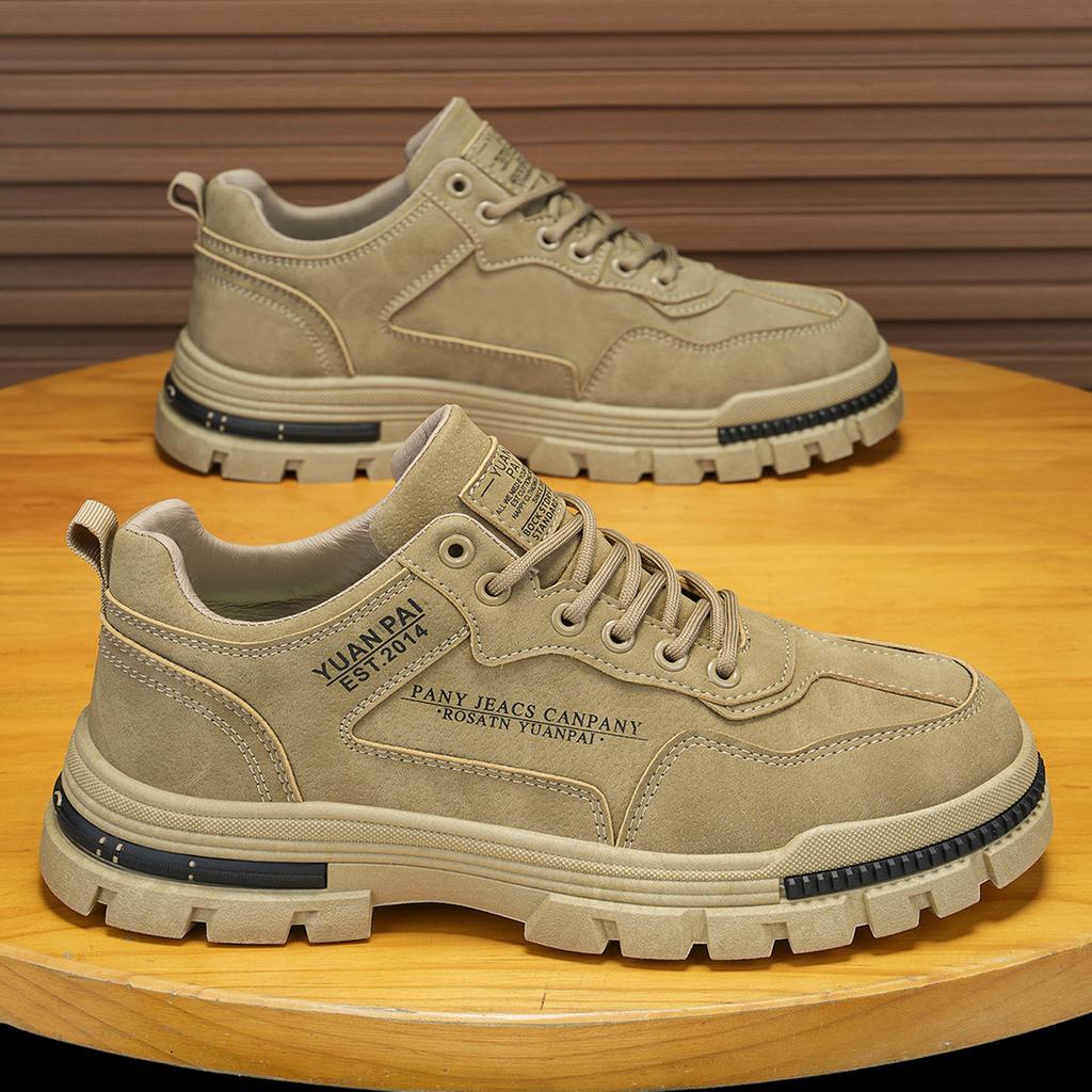 Uomo casual sportivo outdoor escursionismo alla moda strada comodo