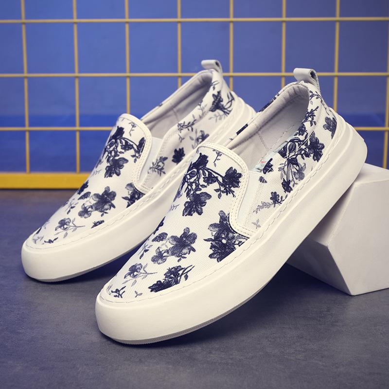 Summer New Men's Flower Pattern Scrawl Canvas Shoes Breathable Casual Slip On Walking Sneakers Footwear Flats